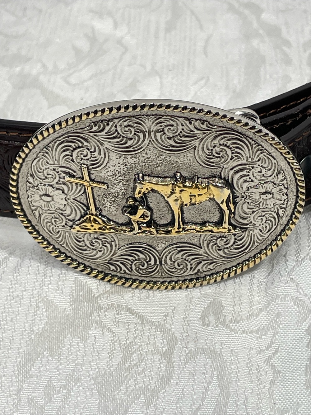 Ariat Brown Leather Western Belt with Silver and Gold Oval Buckle - Picture 3 of 14